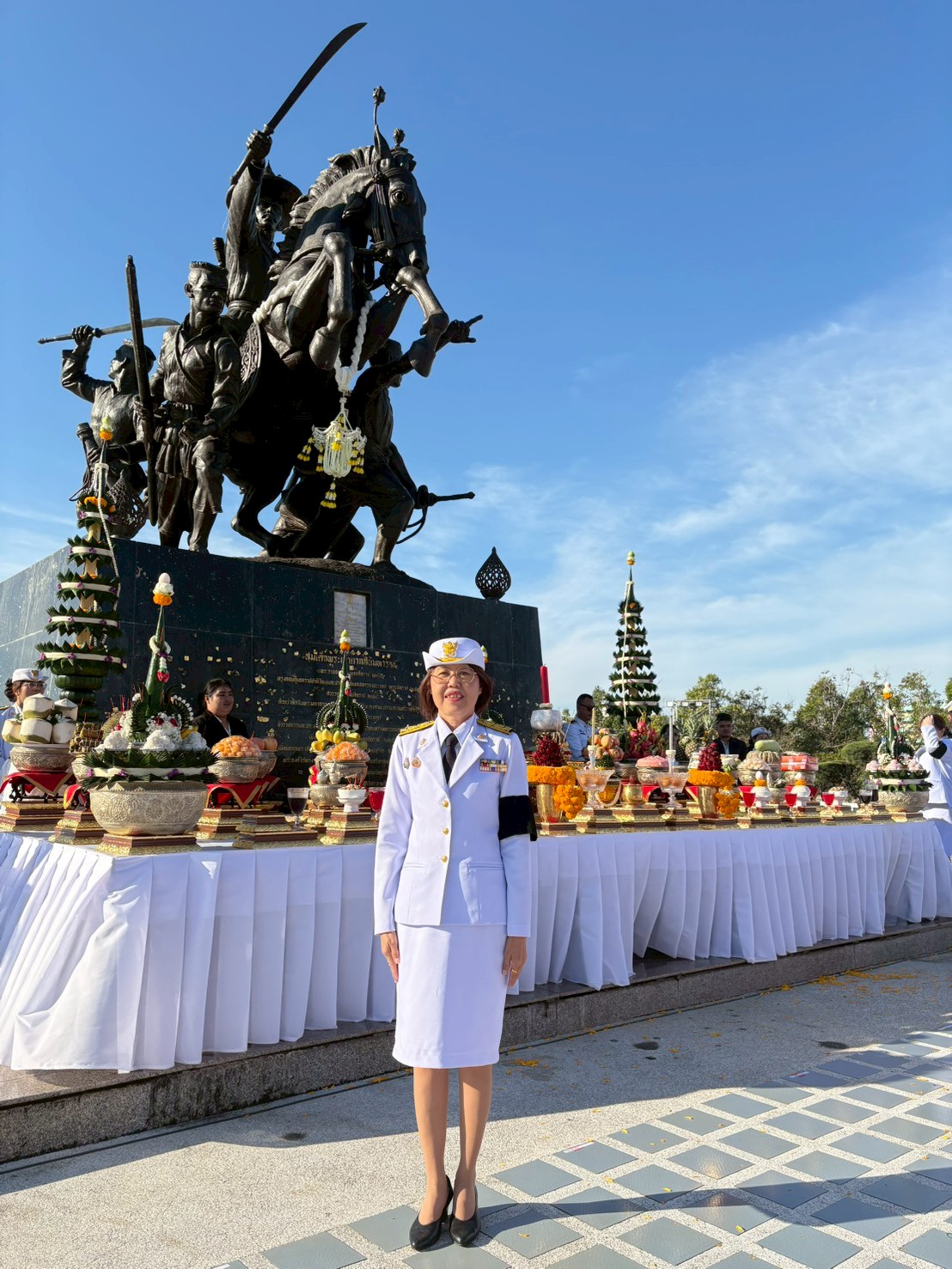 title - ส.ป.ก. จันทบุรี เข้าร่วมพิธีบวงสรวง และพิธีสงฆ์ เนื่องในวันสมเด็จพระเจ้าตากสินมหาราช